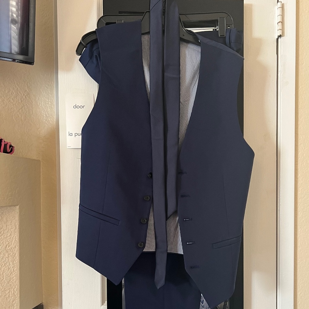 Mens Express Suit